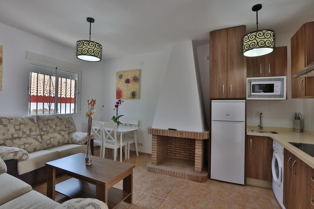 Apartamentos El Madronal Coto Rios Eksteriør bilde