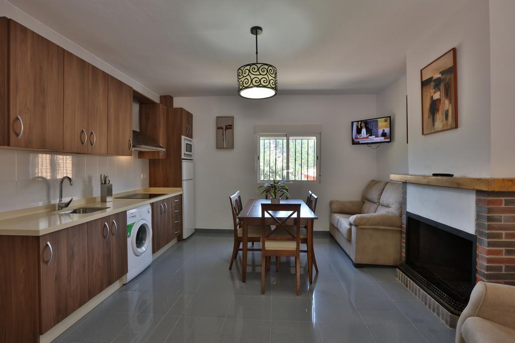 Apartamentos El Madronal Coto Rios Eksteriør bilde