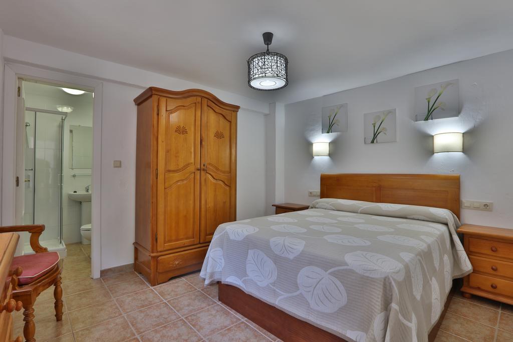 Apartamentos El Madronal Coto Rios Eksteriør bilde