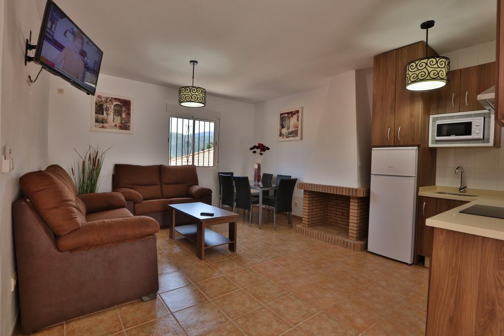 Apartamentos El Madronal Coto Rios Eksteriør bilde